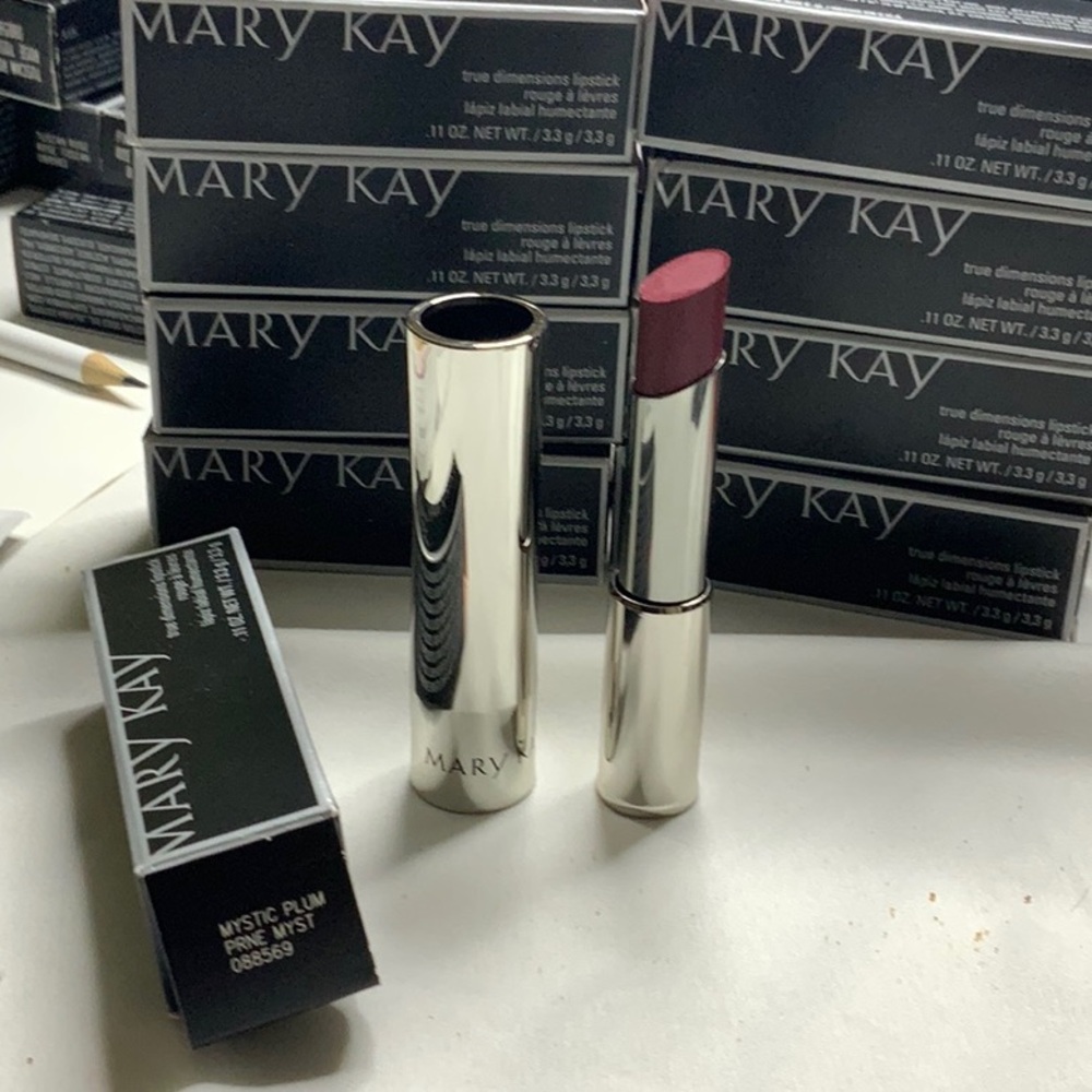 COPY - Mary Kay Mystic Plum Lipstick